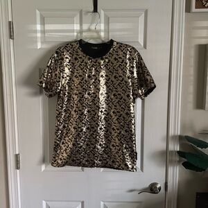Leopard sequin short sleeve shirt, size medium